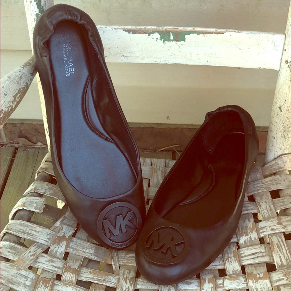 Michael Kors black flats